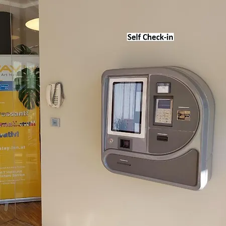 施瓦茨康福艺术住宿酒店 酒店 3*