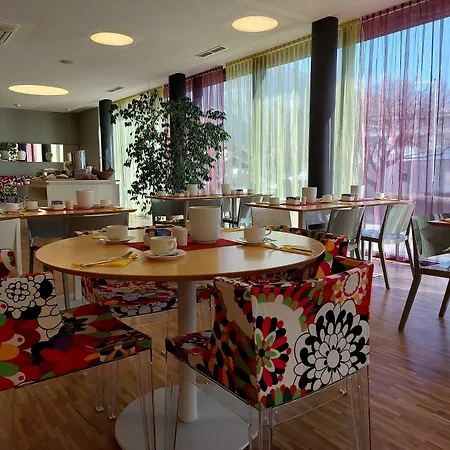 Stay.inn Comfort Art Hotel 3*