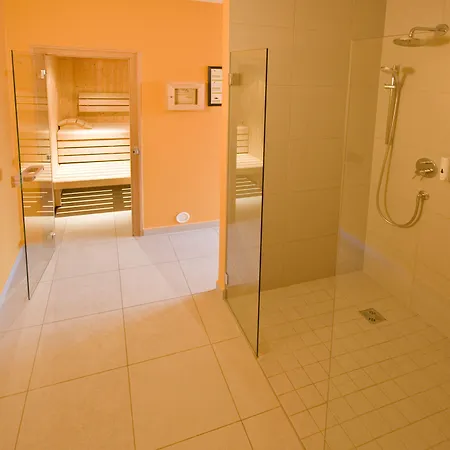 酒店 施瓦茨康福艺术住宿酒店 施瓦茨