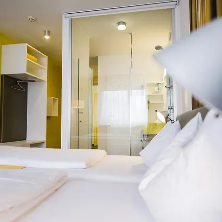 施瓦茨康福艺术住宿酒店 酒店 3*